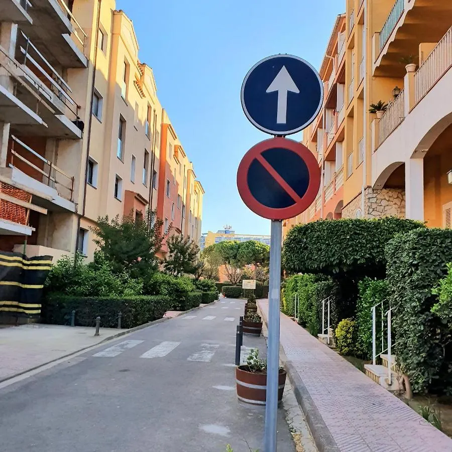 Leroy Apartment Empuriabrava 0*,